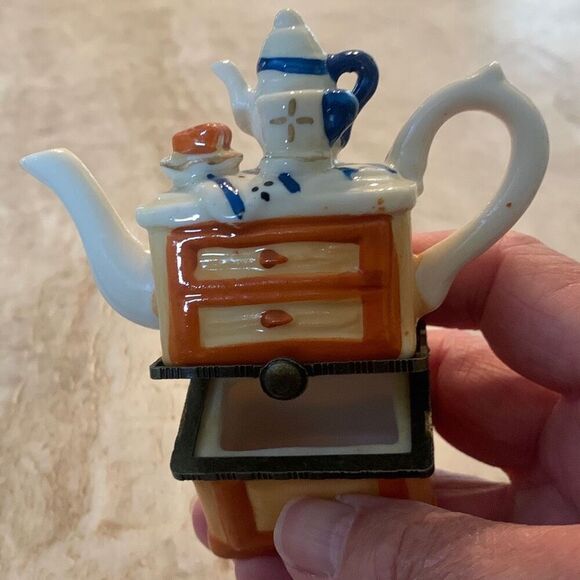 Teapot Lidded Trinket Box - Picture 5 of 5